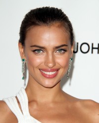 Irina Shayk イリーナ・シェイク