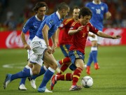 Испания - Италия - Финальный матс на чемпионате Евро 2012, 1 июля 2012 (322xHQ) 45a3a5201617266